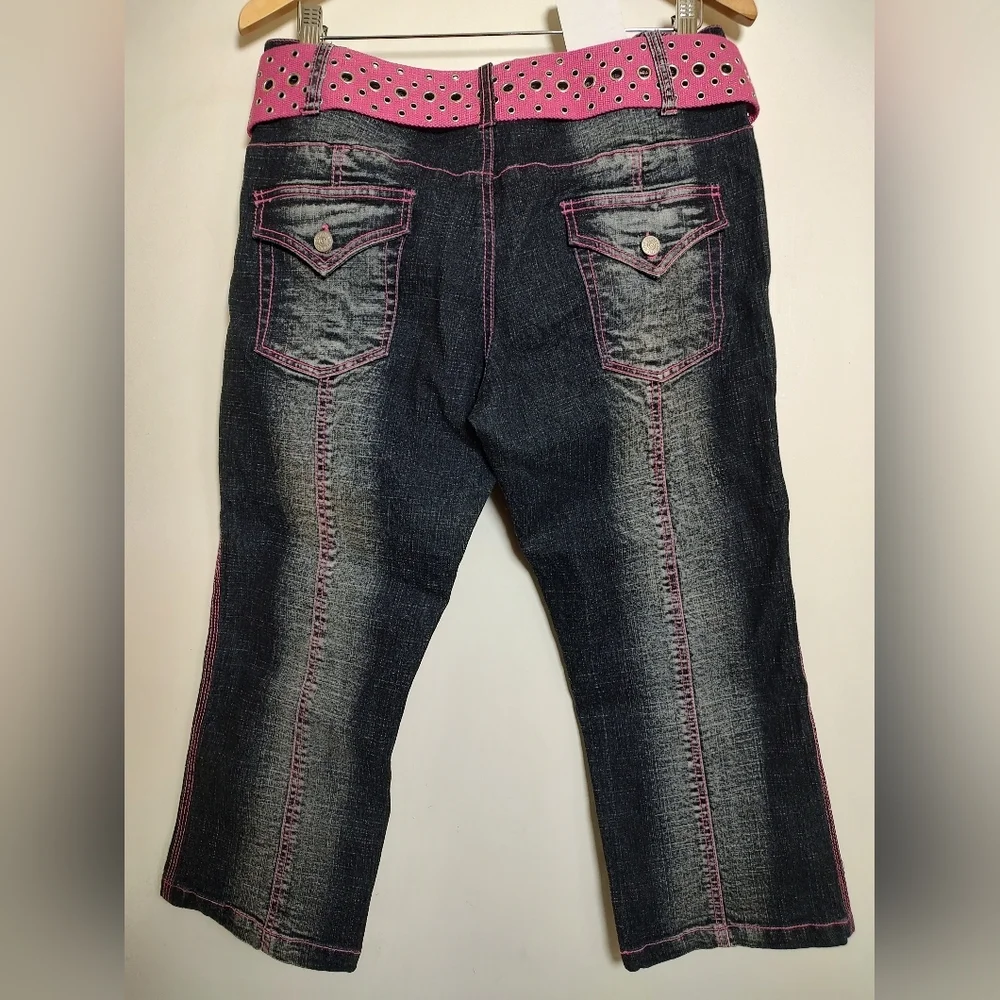 Goddess Trend Stylish Black Stone Washed Cropped Jeans With Pink Stitching - Picture 4 of 6